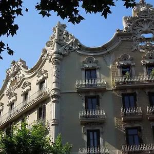 Spot Smart Nomad Couette-café Barcelone